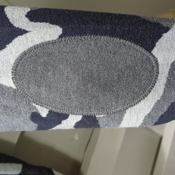 Grey Camo Rocawear Hoodie - Picture 7 of 7